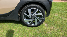 Toyota Aygo X 1.0 VVT-i Edge 5dr Auto Petrol Hatchback